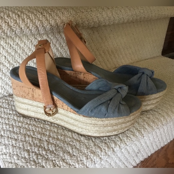Michael Kors Denim Maxwell Mid Wedge - Size 7.5 - Picture 4 of 7